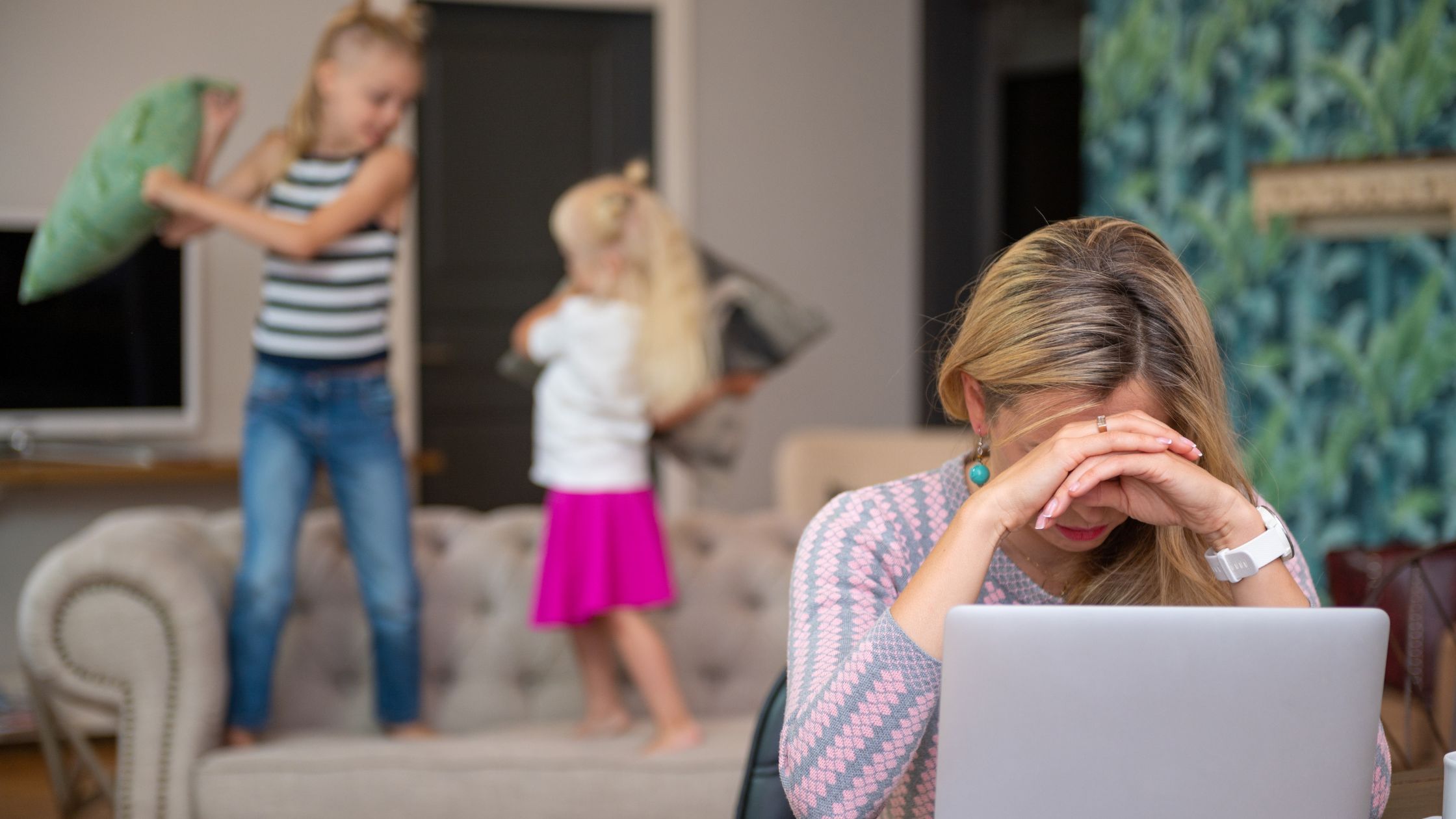 Los padres también sufren el estrés escolar: Tips para controlarlo –  POTENXIAL by Sofy